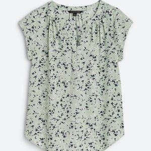 41 HAWTHORN Morey Split Neck Short Sleeve Blouse